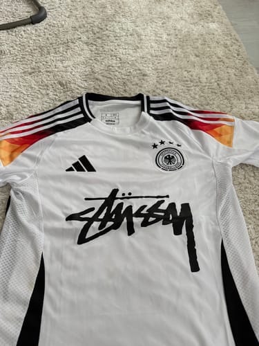 STÜSSY INTERNATIONAL TEAM JERSEY stussy Buy Stussy International Team Jersey 'White' - 1140370 WHIT